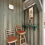 Wooden Western Tiny Haus